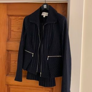 Carlisle size 4 pant suit set. Worn once.